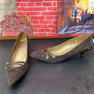 Elegant Brown Women's Heels